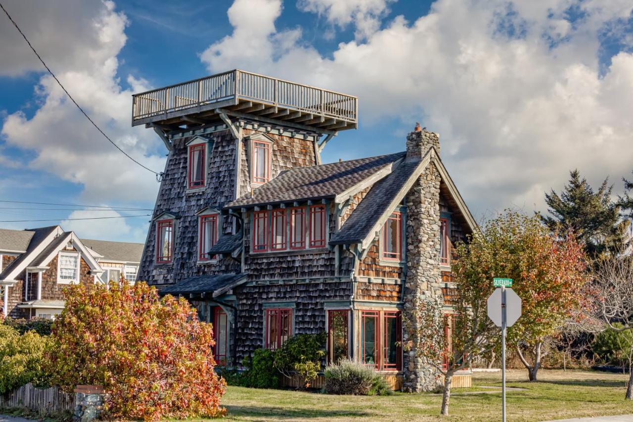 B&B McKinleyville - Skydeck Zigzag Suite - Cozy Digs, 1st Floor - Bed and Breakfast McKinleyville