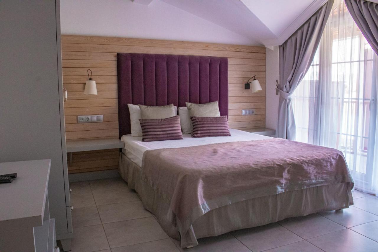 Triple Room with View