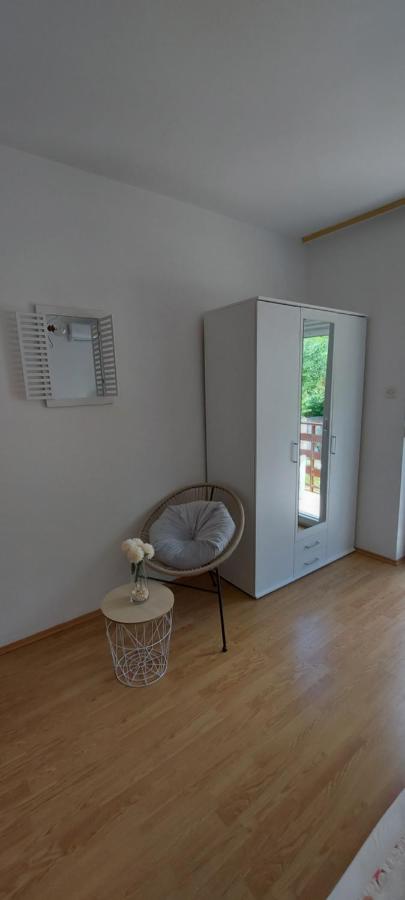 Apartments Matrdić - Chambres d'hôtes Rab