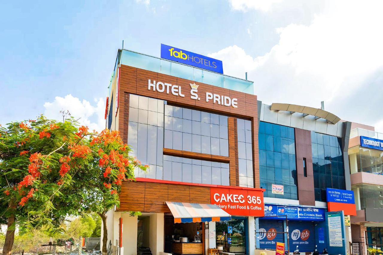 B&B Indore - FabHotel S Pride - Bed and Breakfast Indore