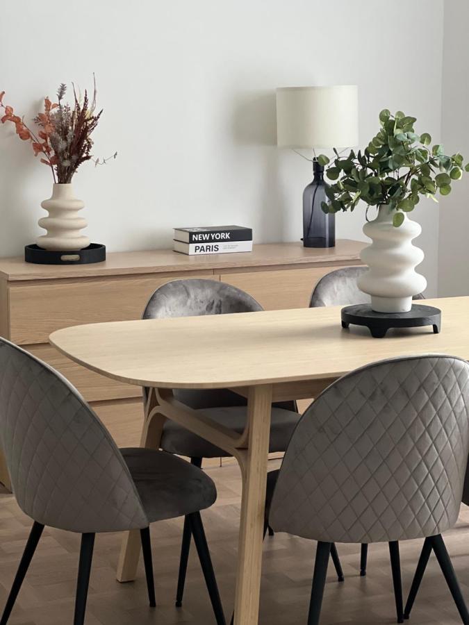 Modern új lakás a belvárosban - B&B