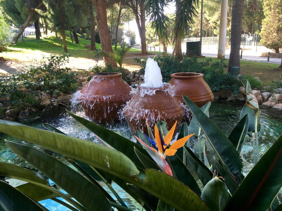 A7 Beauty Vouliagmeni Apt in a unique Spot - B&B Atene