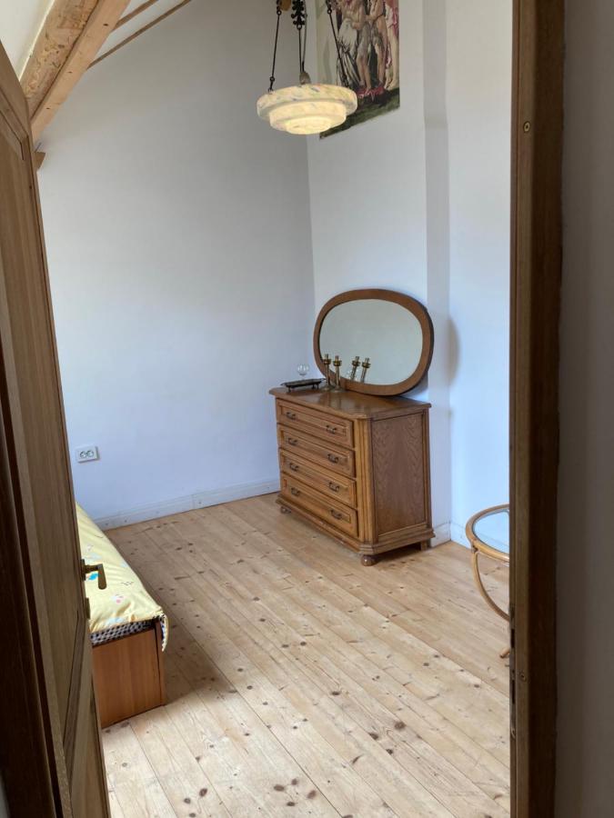 Rustic Room next to beach - B&B Constanza