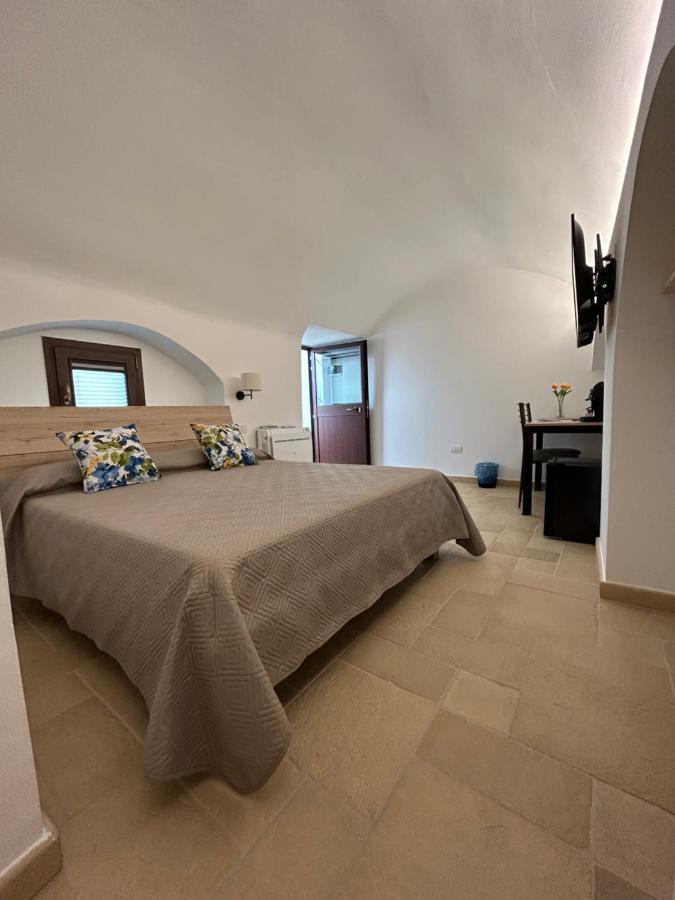 Quadruple Room with Shared Bathroom
