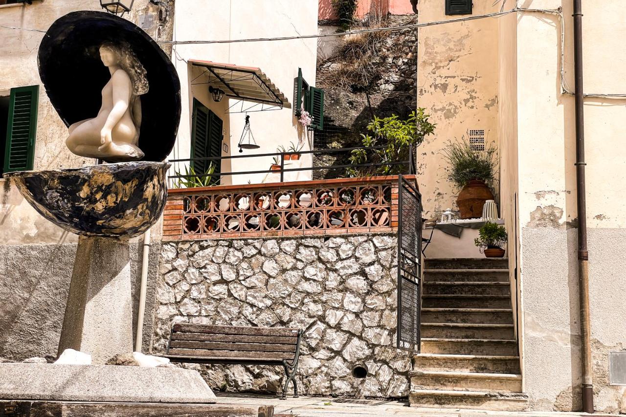 Casa storica con terrazzo - Ferienwohnung Castellina Marittima