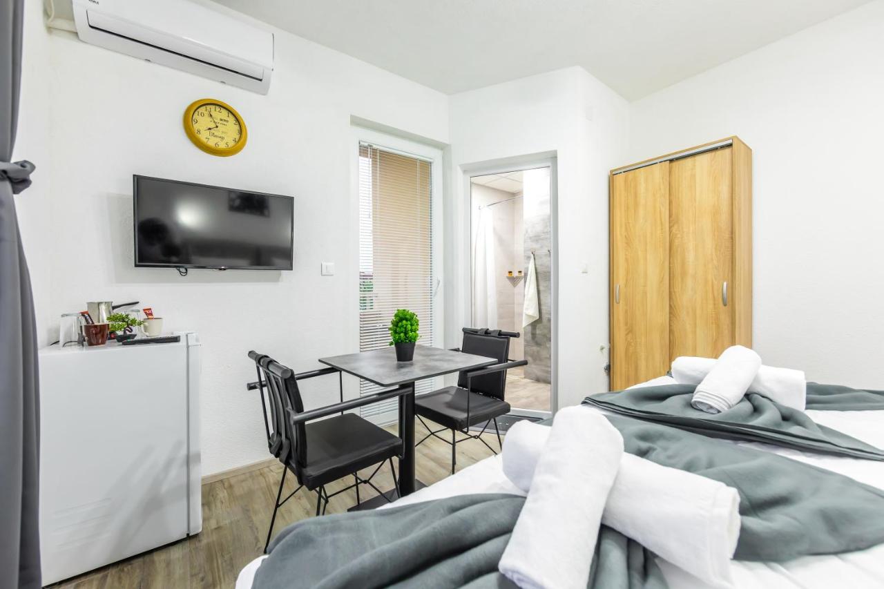 Deluxe Doppel-/Zweibettzimmer mit Balkon