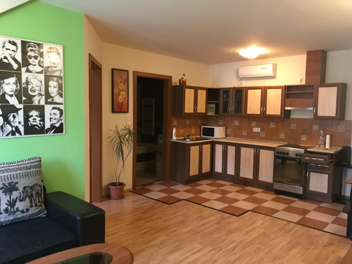 Árnyas Residence Apartman Pécs - Chambres d’hôtes