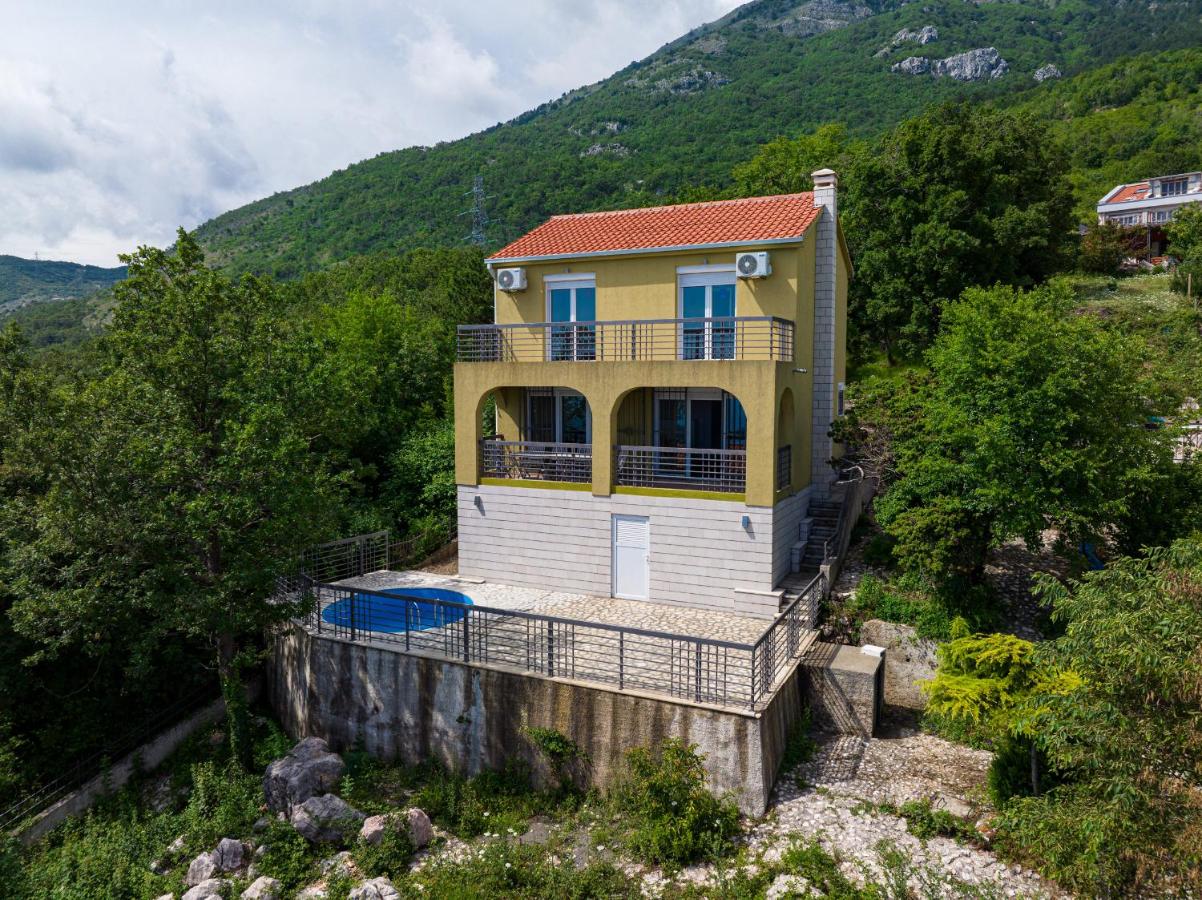 Villas Monte Hill - Bed and Breakfast Budva