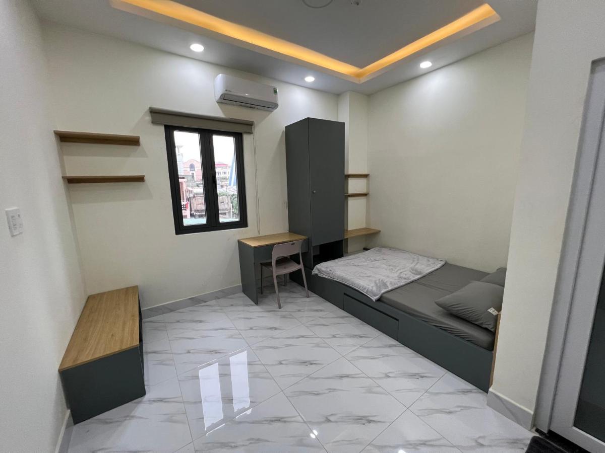 Le House - 1A Btw airport and D1 center, fast wifi and check-in 24-7 - B&B