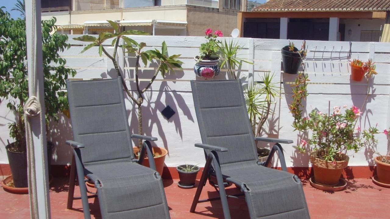 Centrico Atico Apt 100m2 Patio - Ferienwohnung