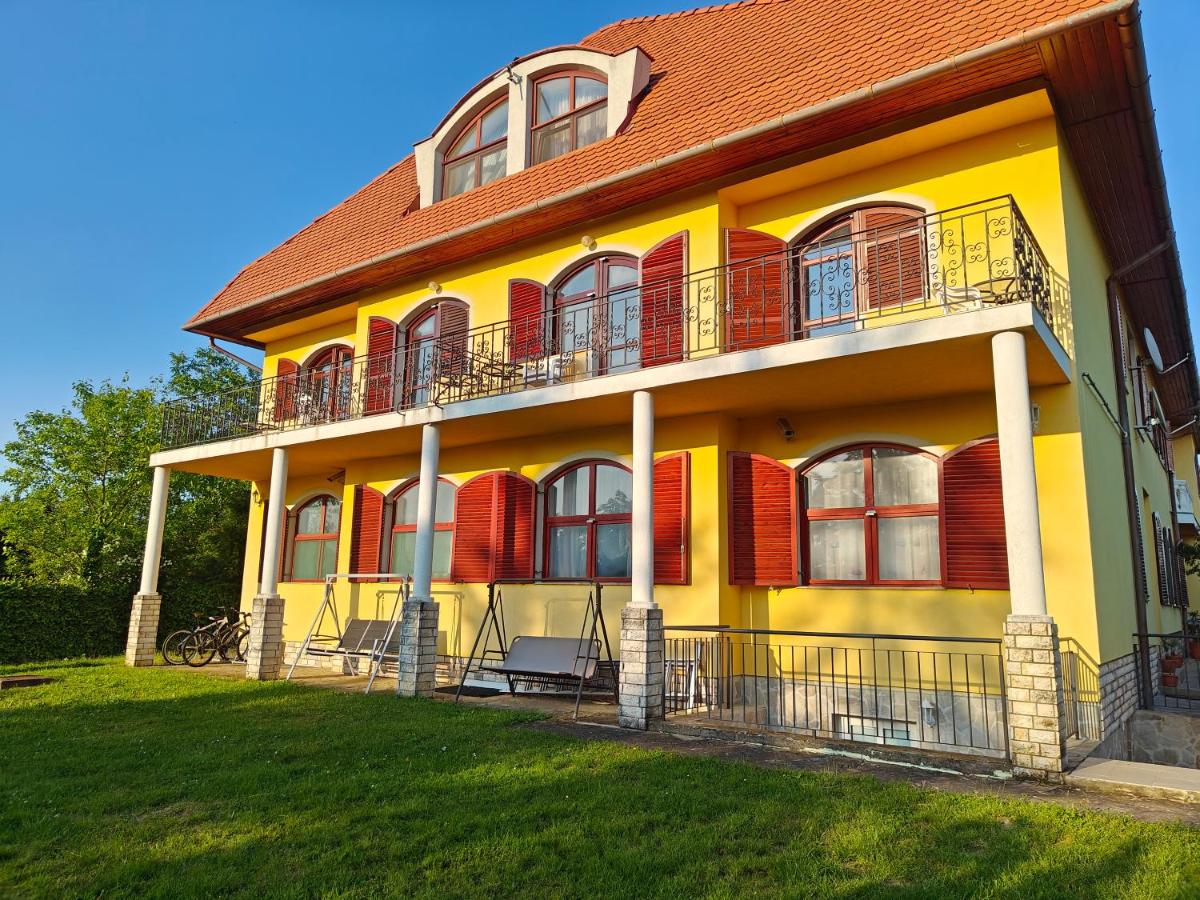 Villa Lira - B&B