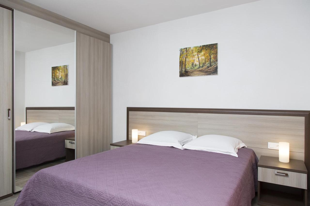 One-Bedroom Apartment with Terrace and Panoramic View