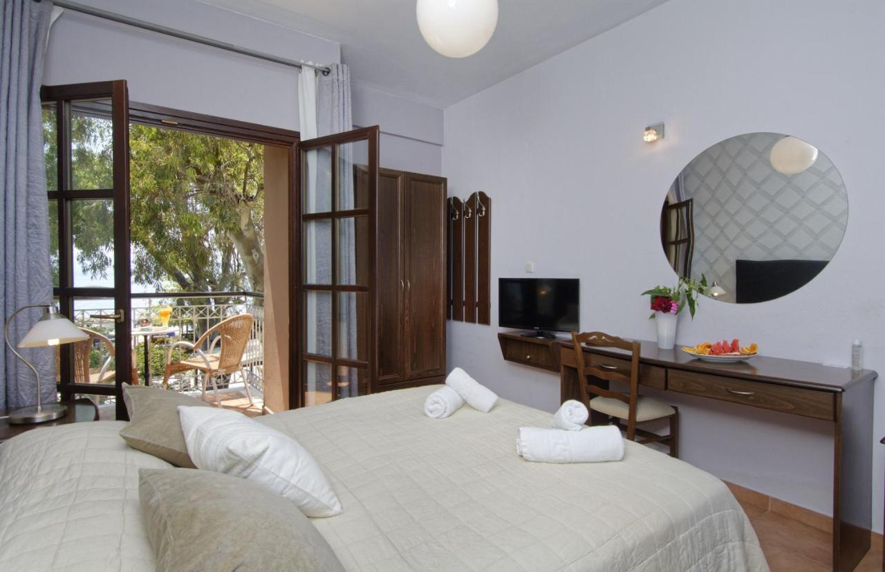 Studio with Sea View