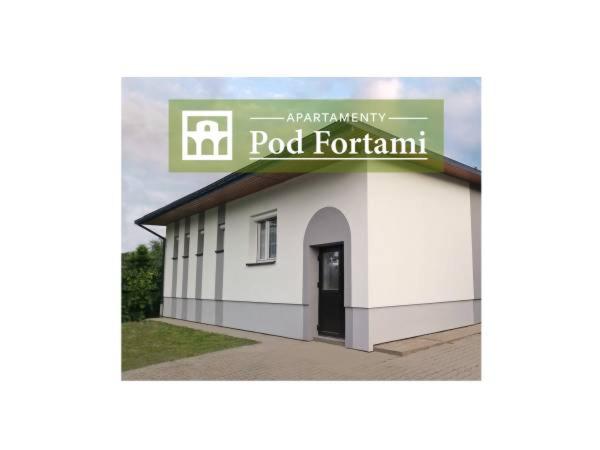 B&B Przemyśl - Apartamenty Pod Fortami - Bed and Breakfast Przemyśl