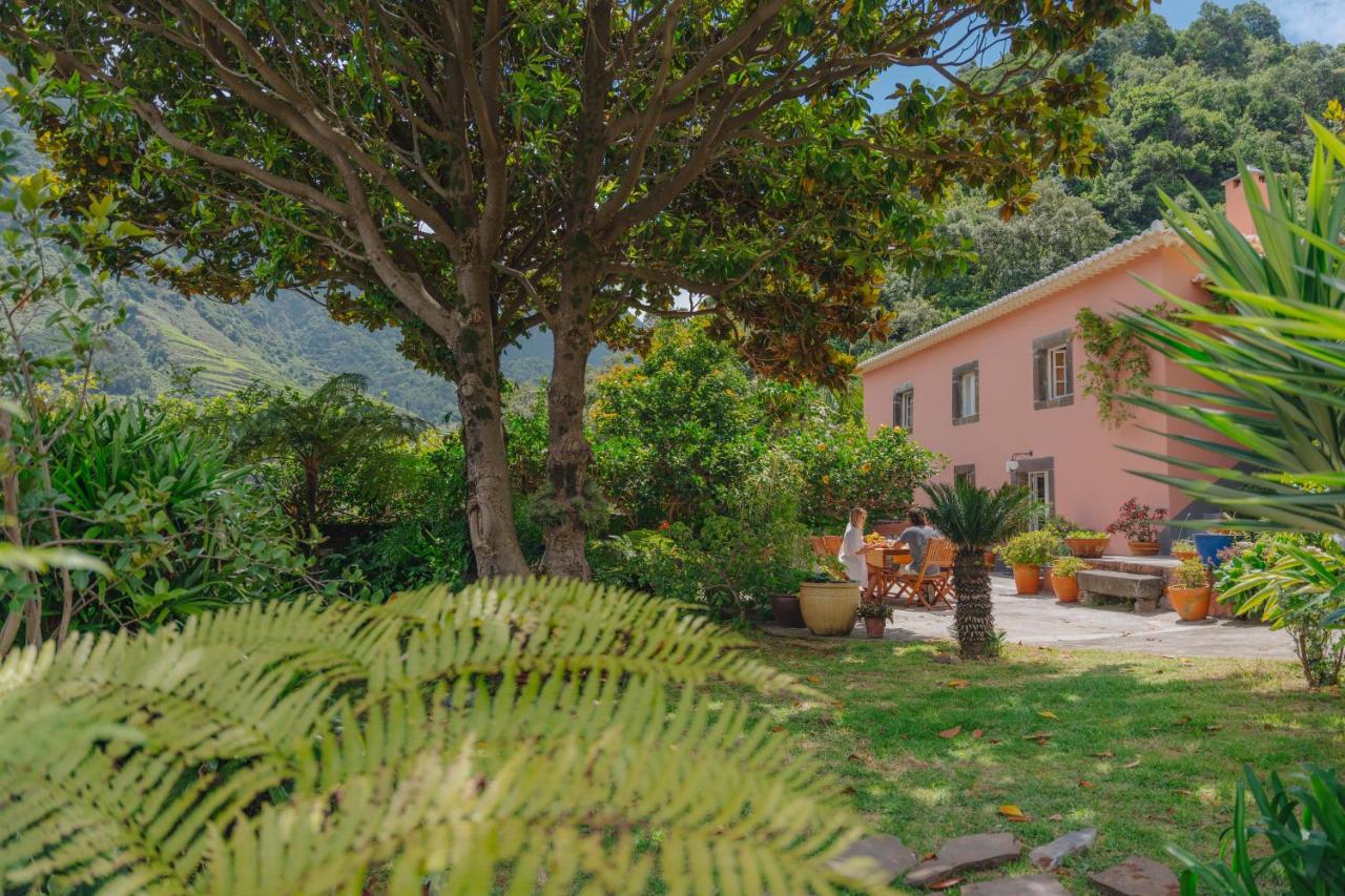 B&B Sao Vicente - Madeira Surf Lodge - Bed and Breakfast Sao Vicente