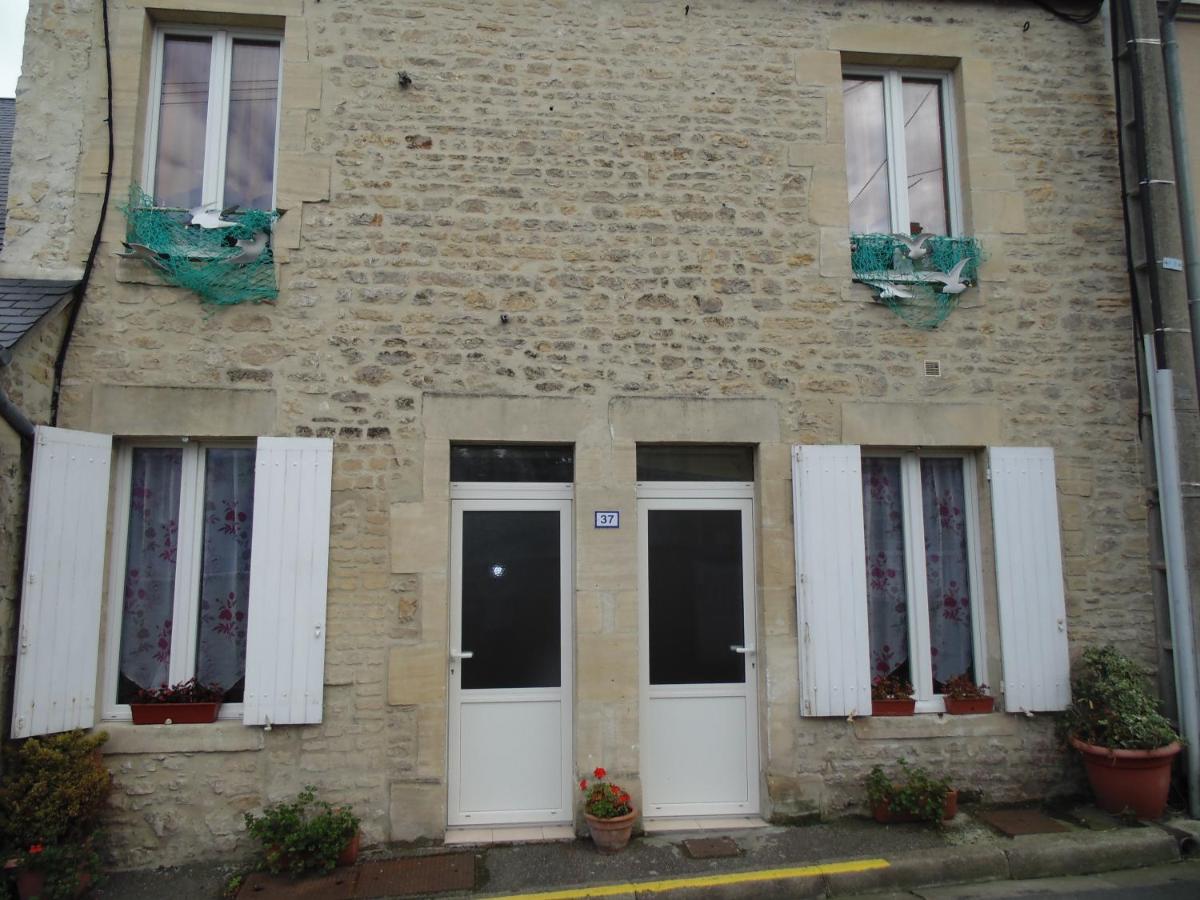 B&B Port-en-Bessin-Huppain - Maison en Pierre - Bed and Breakfast Port-en-Bessin-Huppain