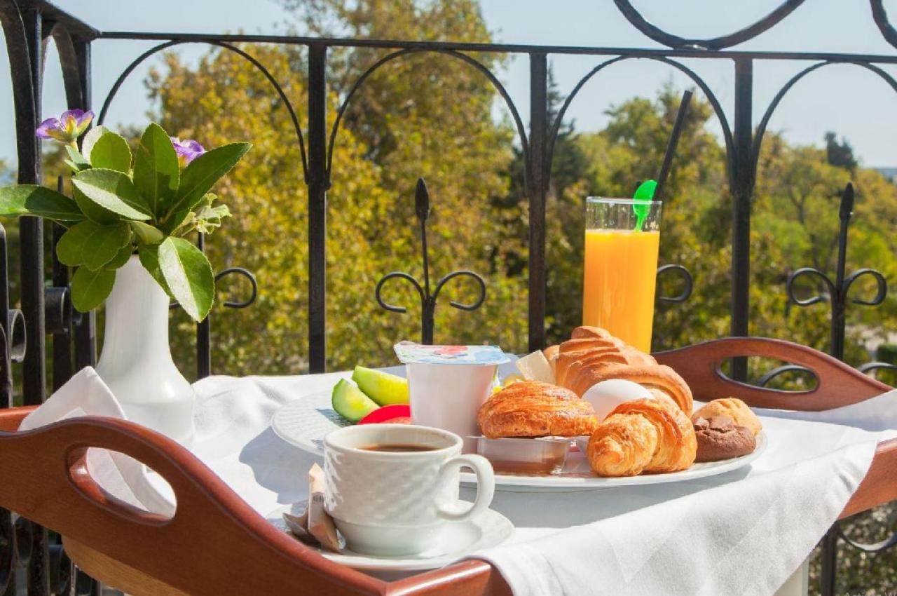 La perle rouge A Panazol - Bed and Breakfast