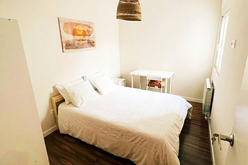 Quevedo Suites 4 - Centrico y totalmente Equipado - Toallas, Wifi y mucho mas - B&B León