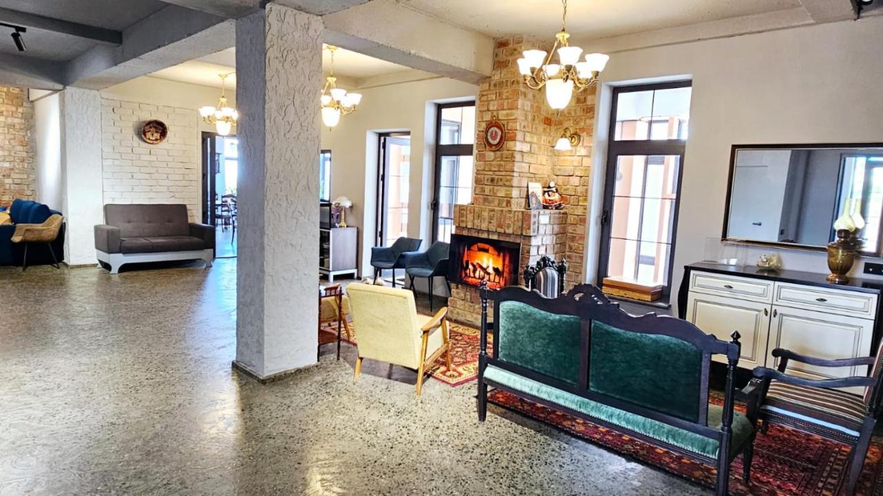 Alma Villa Guest House - Bosteri - Chambres d’hôtes Bosteri