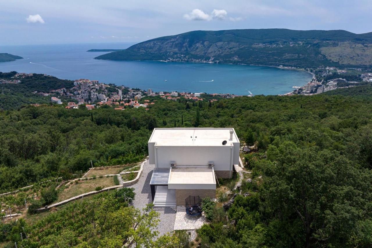 B&B Herceg Novi - Pool Villa Luxoria Trebesin - happy Rentals - Bed and Breakfast Herceg Novi