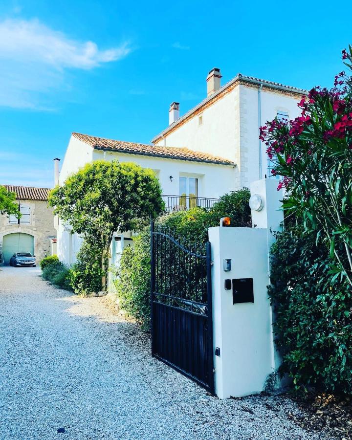 B&B Saint-Nazaire-d'Aude - Les Ecuries - 3 bedroom Gîte with plunge pool near Narbonne & the Canal du Midi - Bed and Breakfast Saint-Nazaire-d'Aude