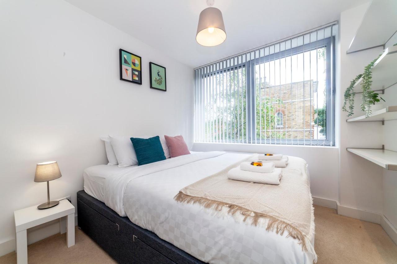 Modern and bright 2 BDR flat in Clapham Common - B&B Londra