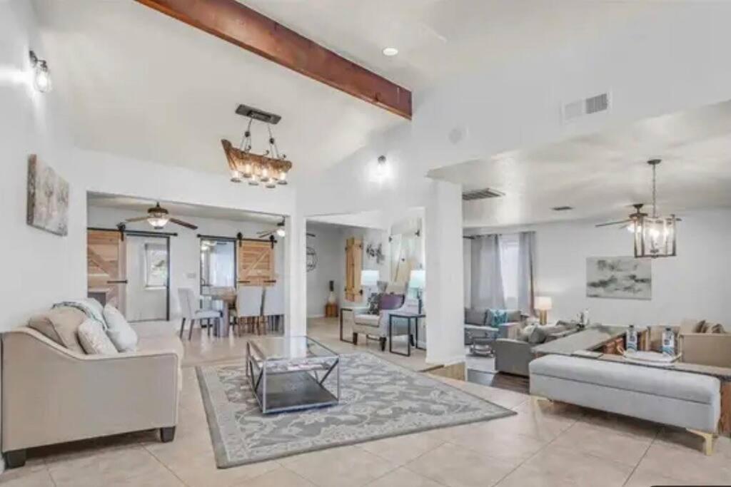 Beautiful Oasis with rv or boat parking - B&B