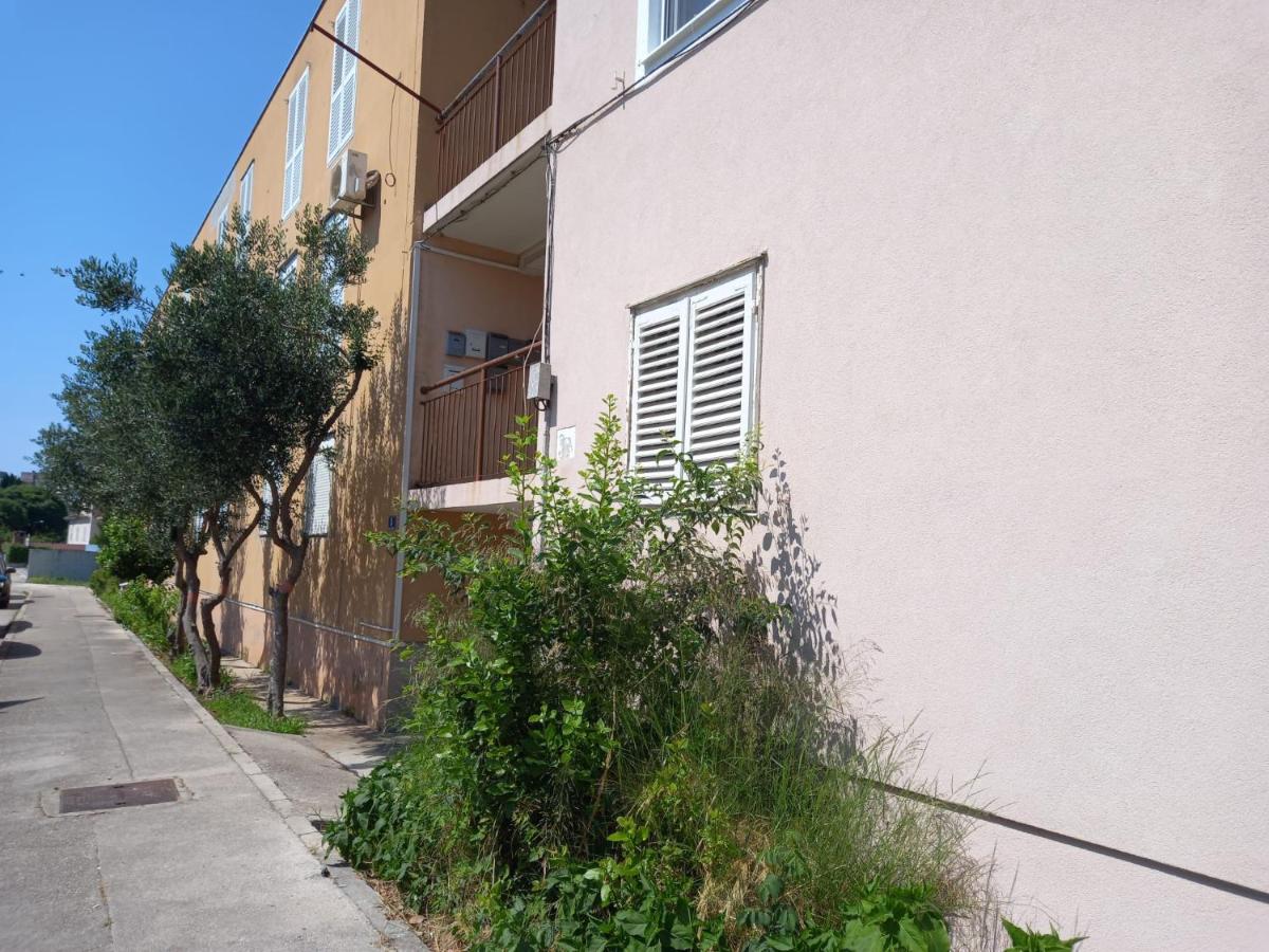 Apartman Zara - Ferienwohnung Zadar