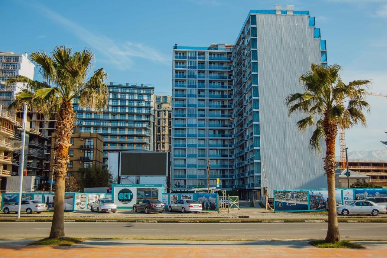 Batumi Studio-with rooftop Pool-Sleeps2 - B&B Batum