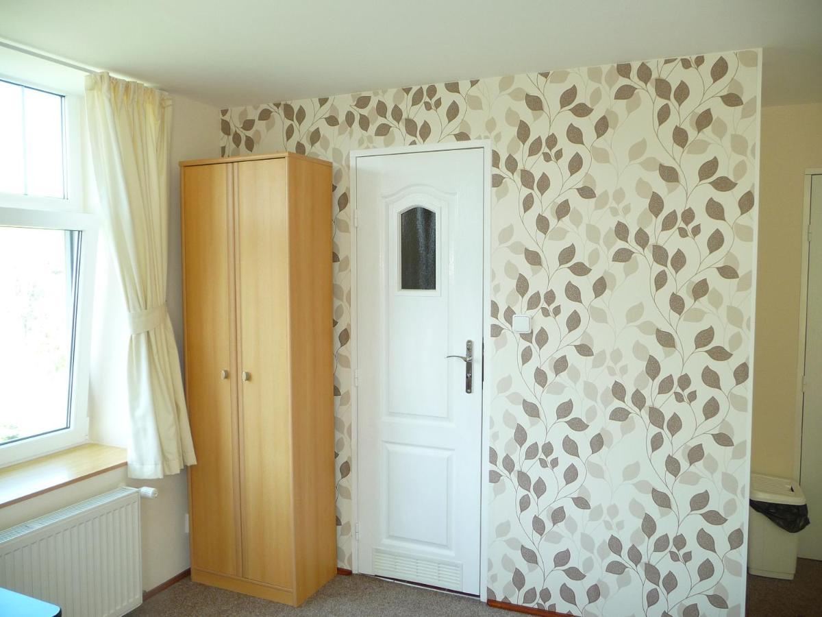Vierpersoonskamer met Eigen Badkamer