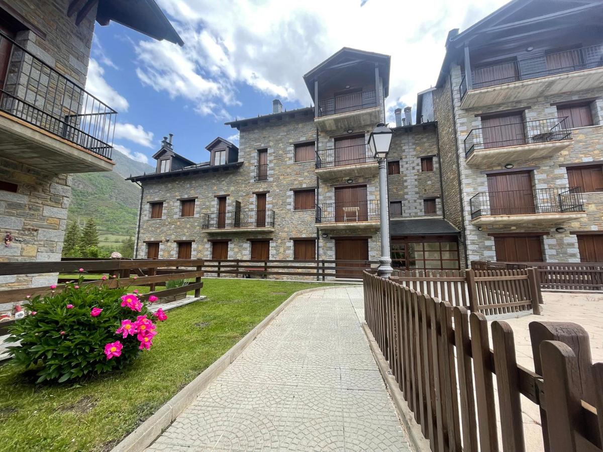 L11 - Bajo con jardín en Linsoles - Villmor - B&B Anciles