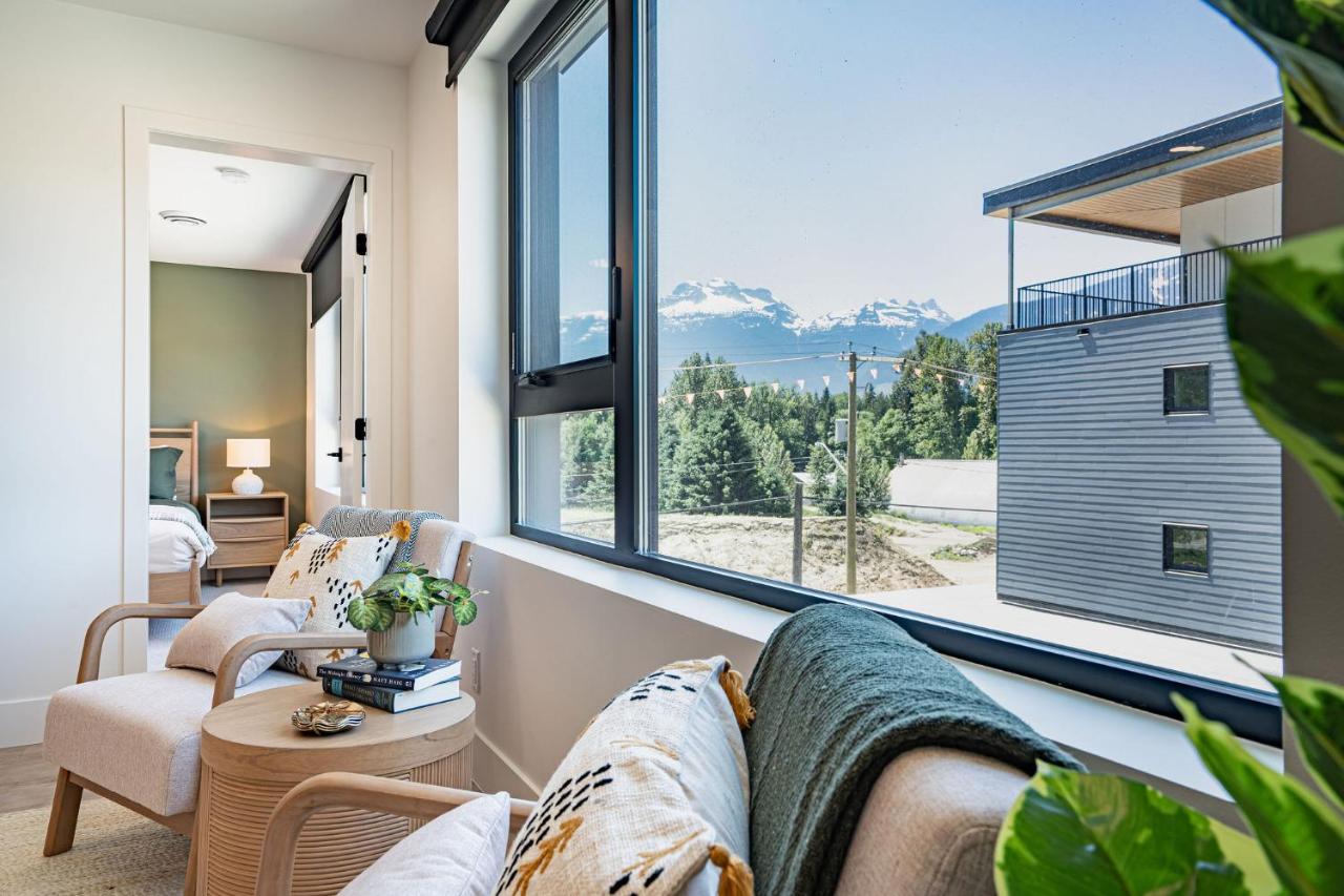 Stoked On Revy - Family Condo in Revelstoke - Bed and Breakfast