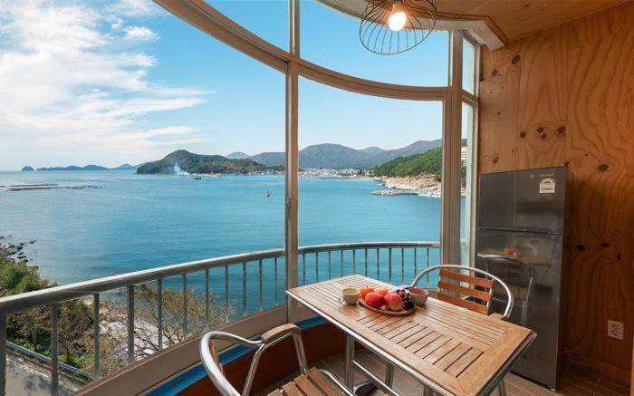 Double Room with Balcony and Sea View