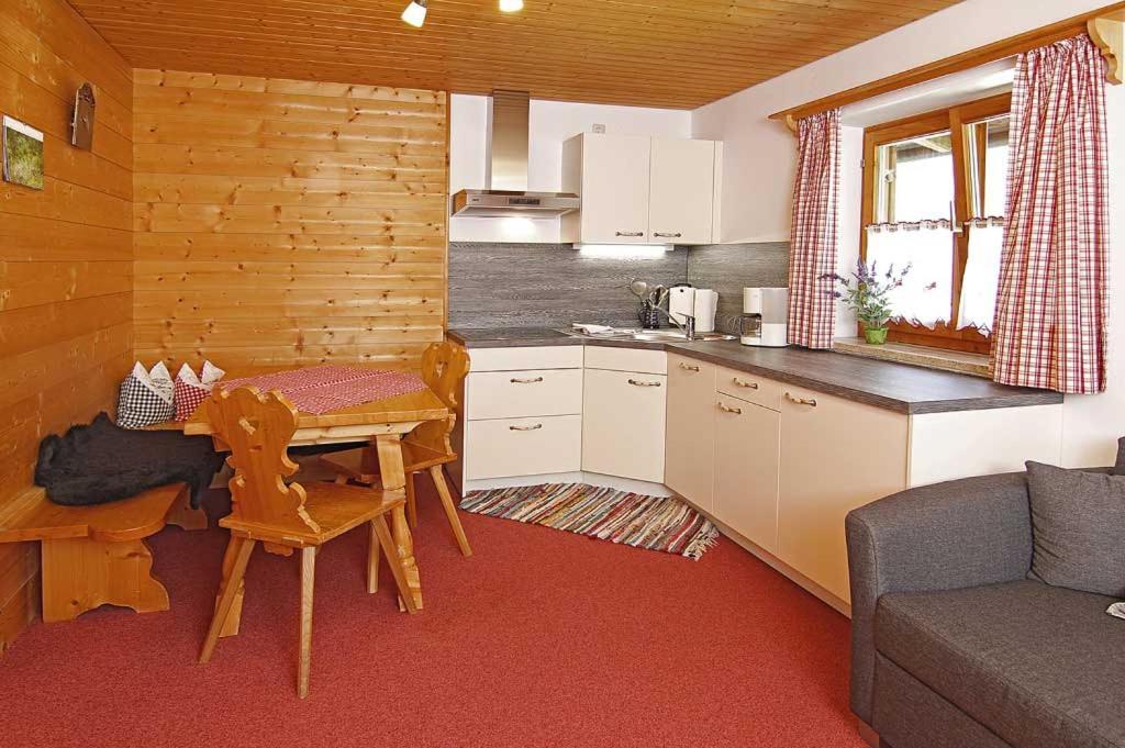 Ferienwohnungen am Ganglbach - B&B Bayrischzell
