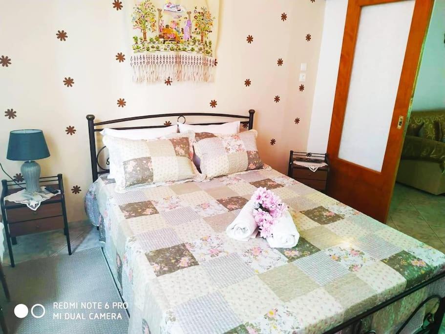 Traditional Trikeri Escape House - B&B