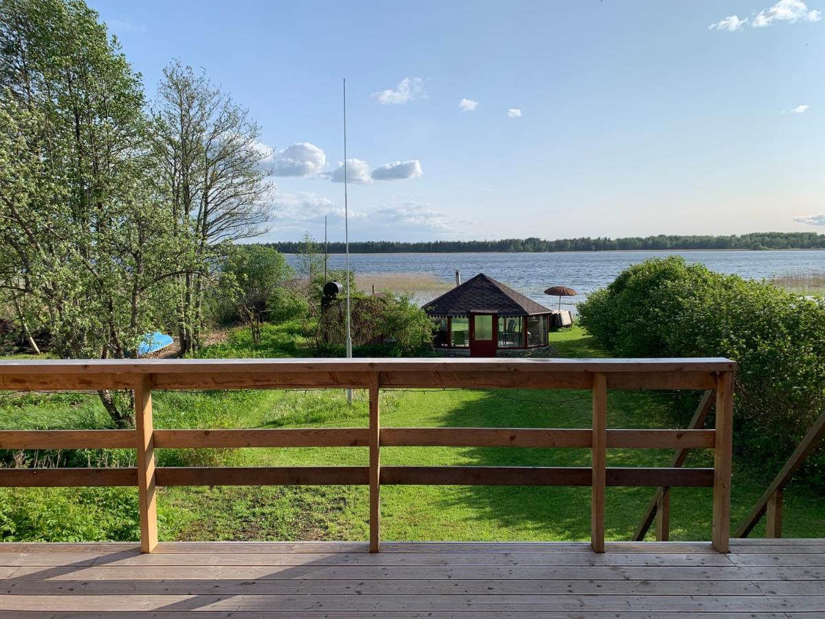 TaaliHomes Kuremaa ridaelamu järve kaldal - saun hinnas - B&B
