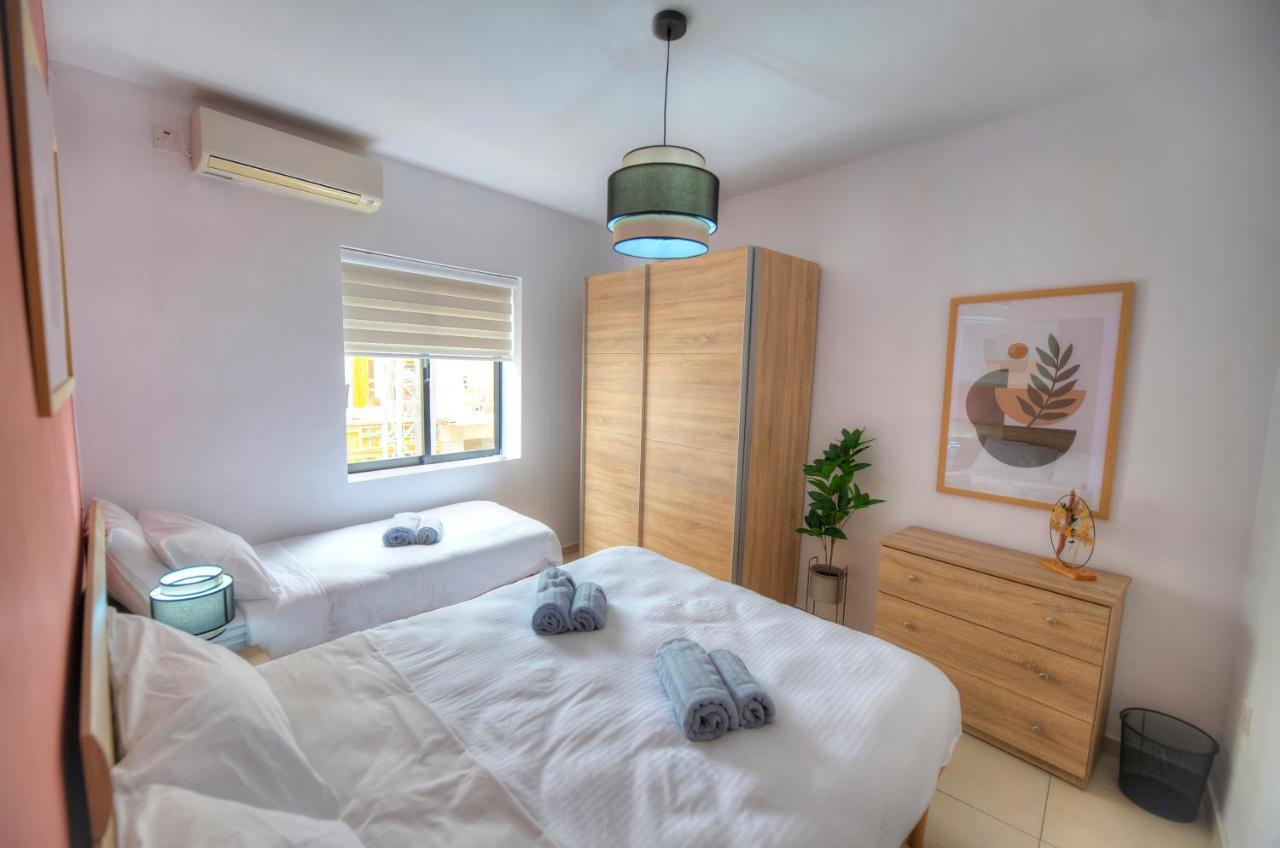 B&B San Ġiljan - 2bedrooms fully equipped in Paceville JPOR1-2 - Bed and Breakfast San Ġiljan