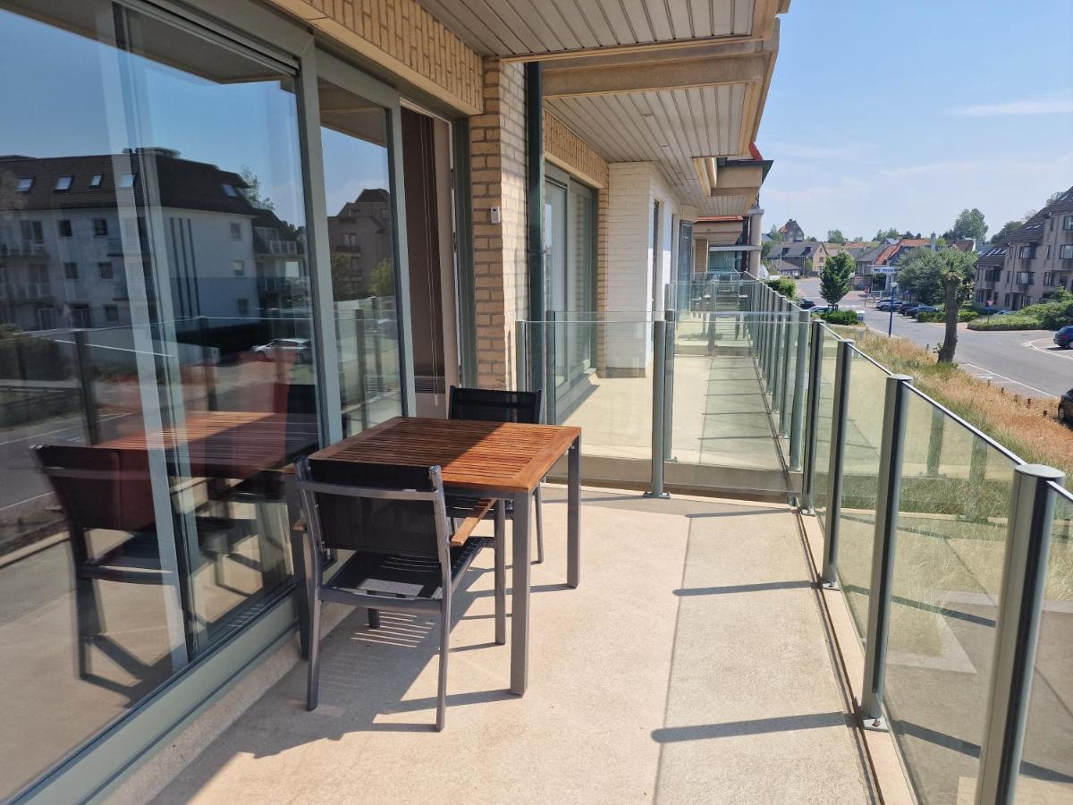 Sunny Apartment close to promenade