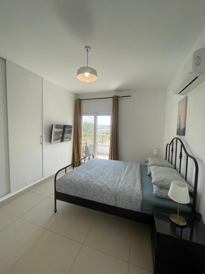 Almaza Bay Beach Town Chalet - Chambres d'hôtes Marsá Maţrūḩ