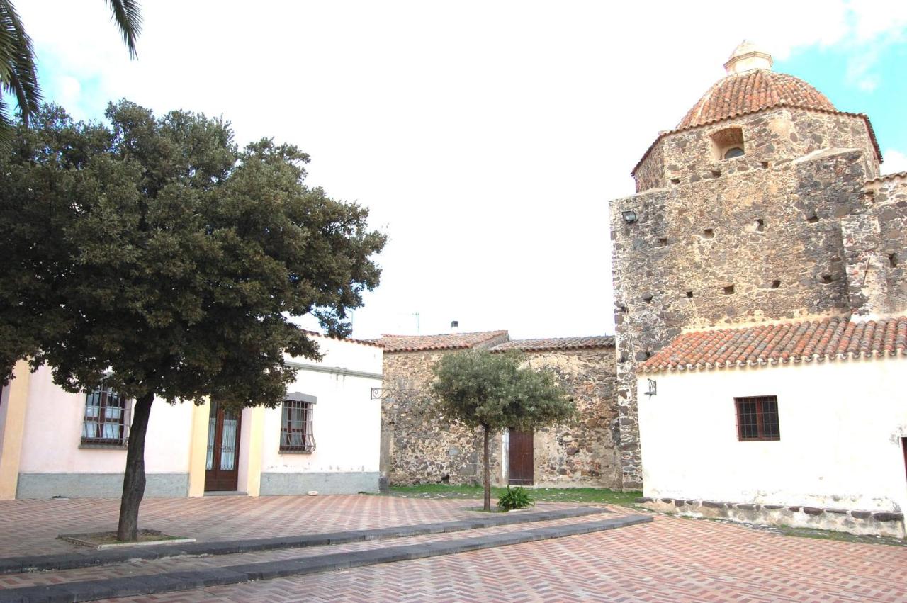 Residenza Maria Antonia - Historical Suite - Ferienwohnung Orosei