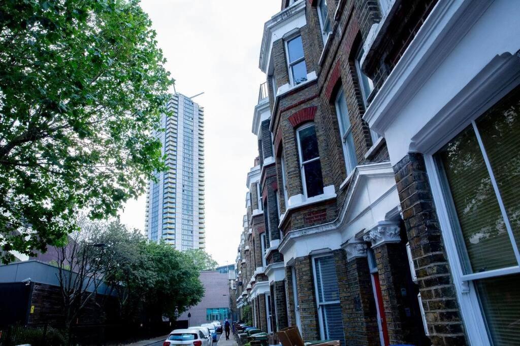 Airy, 3 bedrooms, ensuite , central London flat - B&B