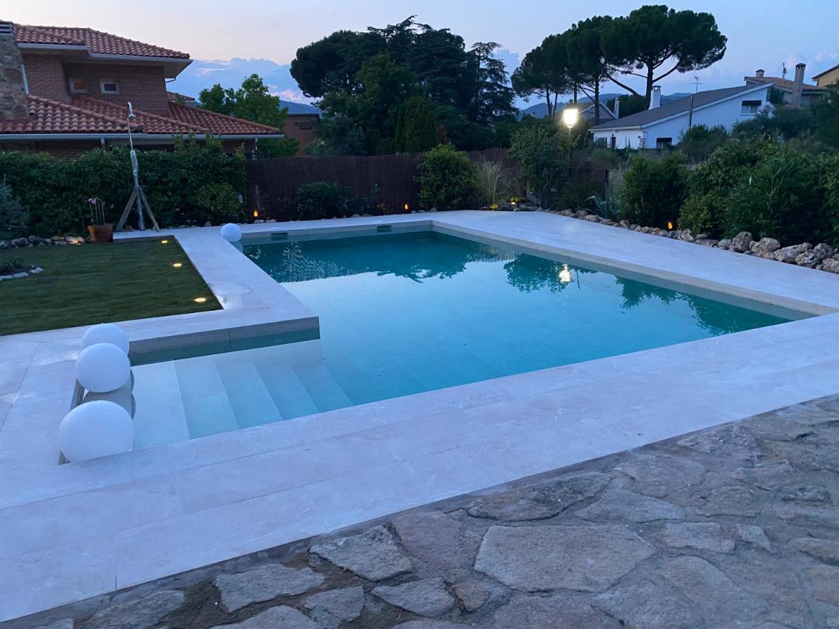 Gorriones - B&B Pelayos de la Presa