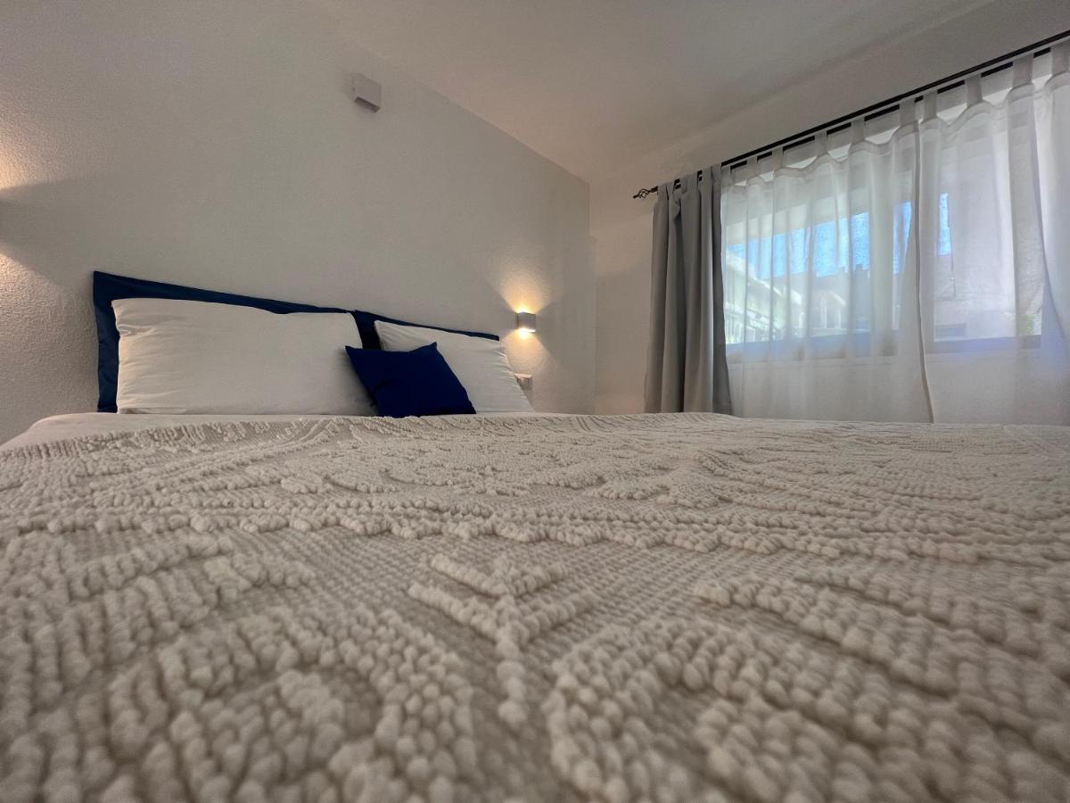 Double or Twin Room with Private Bathroom