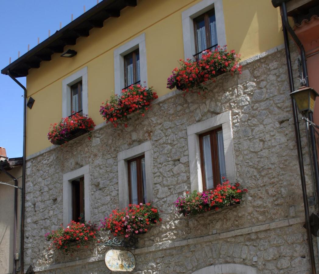 Affittacamere Prato Rosso - Chambres d'hôtes Pescasseroli