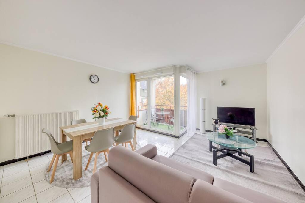 Appartement moderne à 10 min de l'aéroport d'Orly - B&B