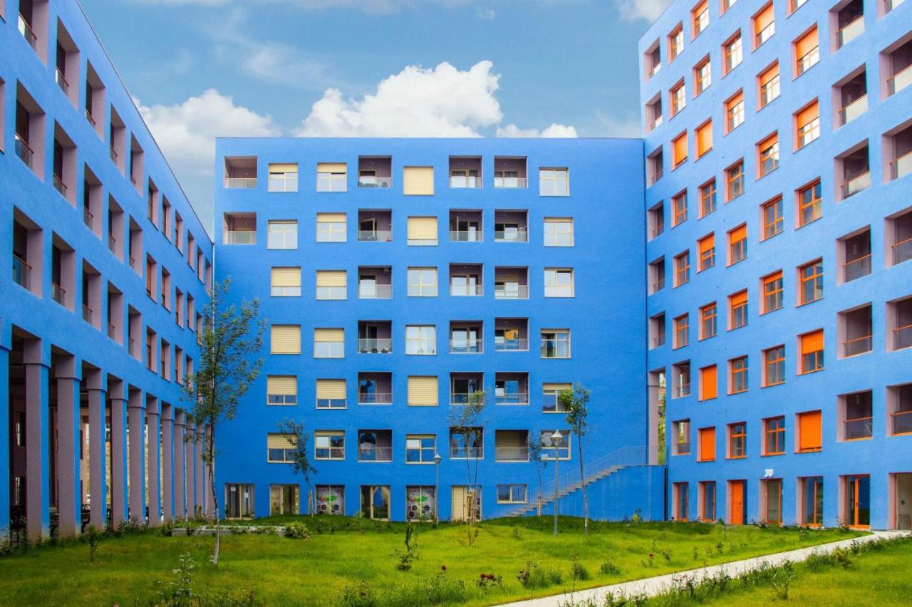 Comfy Studio at 'Mangalem21 Complex' Parking-WiFi-AC-View - B&B