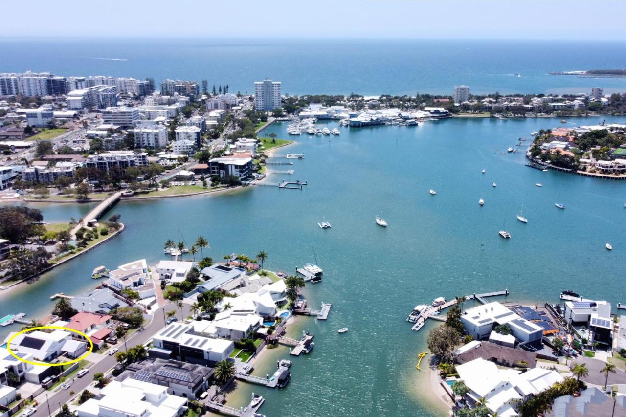 B&B Mooloolabah - The Ultimate - Waterfront Luxury at Mooloolaba ZC2 - Bed and Breakfast Mooloolabah