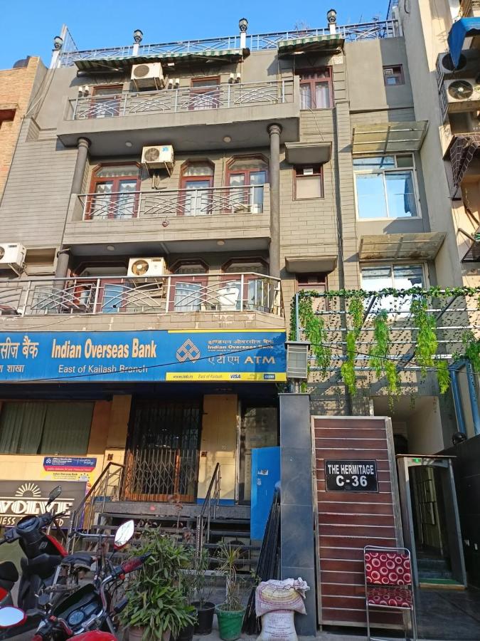 Hermitage by The Cosy Hotels Near Lotus Temple - B&B New Delhi