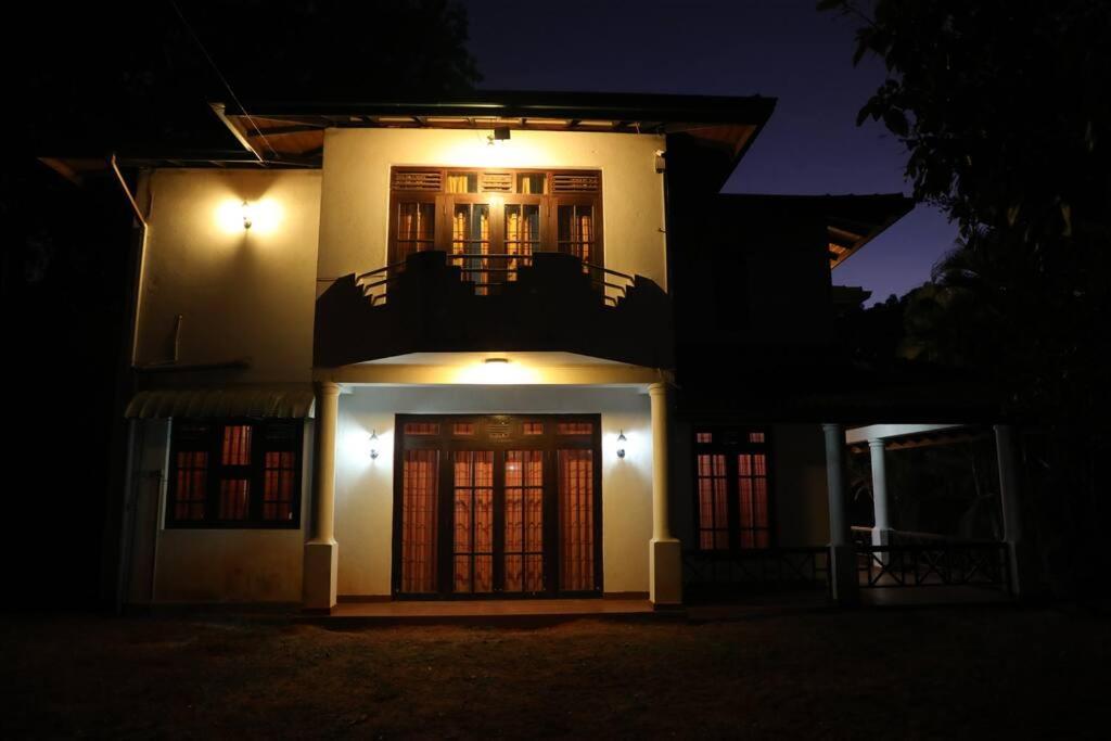 Fairland Bungalow - B&B Kandy