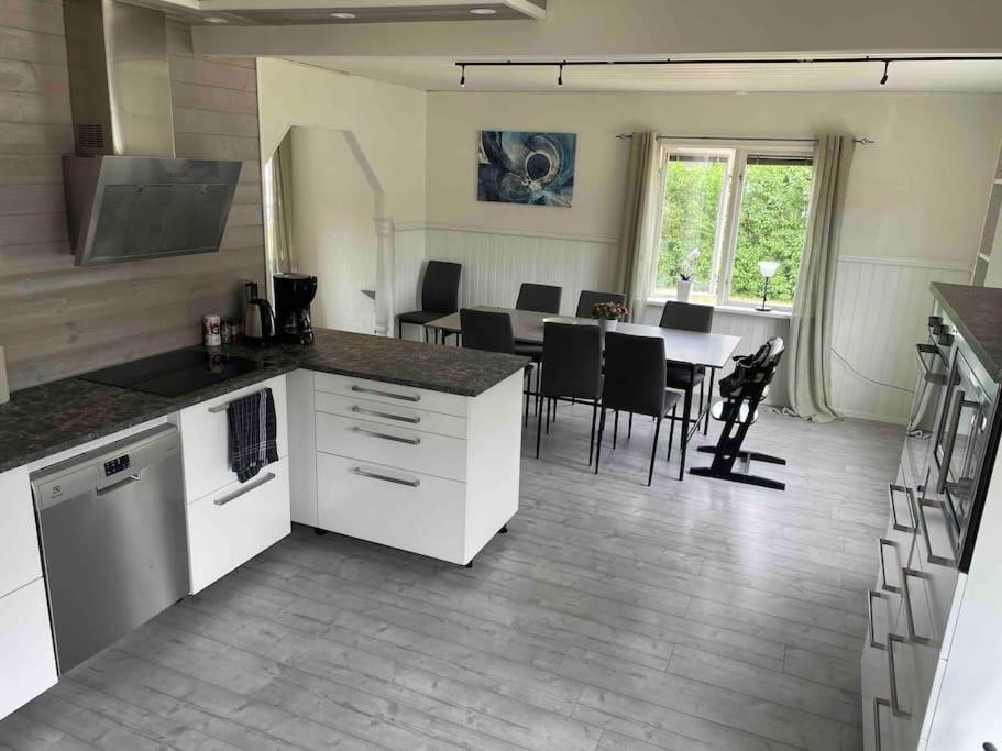 Space to socialize 3km from the peak of Isaberg! - Ferienwohnung